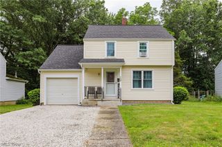 748 Cedar Avenue, Ravenna, OH 44266
