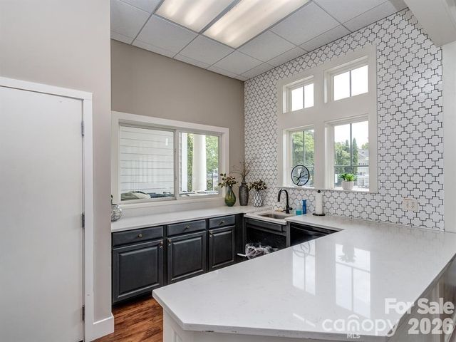 2162 Belle Vernon Avenue, Charlotte, NC 28210