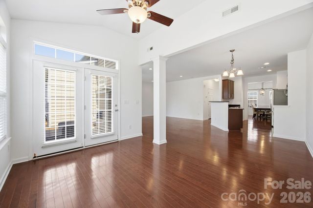 2162 Belle Vernon Avenue, Charlotte, NC 28210