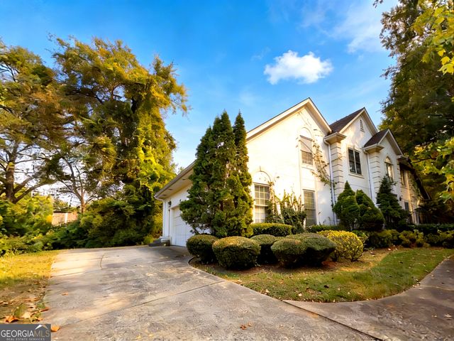 1306 Desoto Falls Court SW, Atlanta, GA 30311