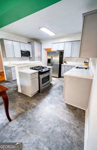 1306 Desoto Falls Court SW, Atlanta, GA 30311