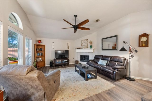 6006 Knollwood Trail, Spring, TX 77373