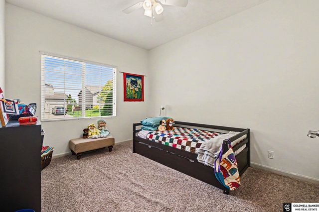 13702 Williamsburg Drive, Bellevue, NE 68123