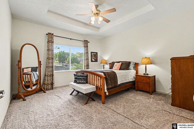 13702 Williamsburg Drive, Bellevue, NE 68123