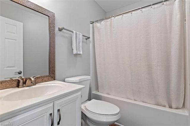 307 Skiles Heights D, Thomasville, NC 27360