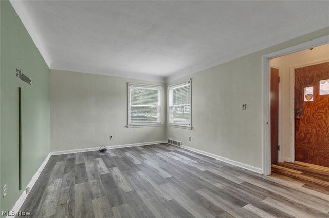 115 Wheelock Drive, Bedford, OH 44146