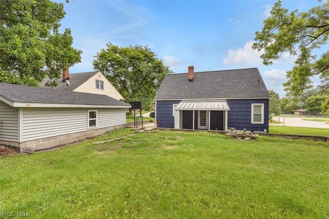 115 Wheelock Drive, Bedford, OH 44146