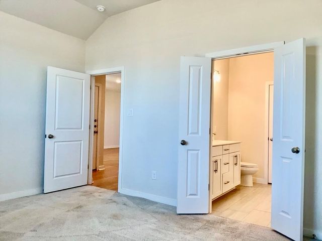 2500 FOREST CREEK DR 702, Round Rock, TX 78664