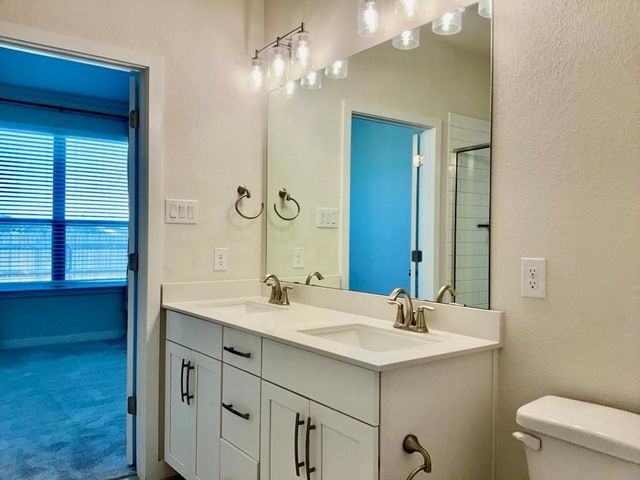 2500 FOREST CREEK DR 702, Round Rock, TX 78664