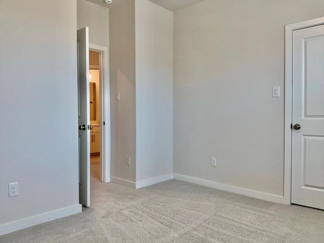 2500 FOREST CREEK DR 702, Round Rock, TX 78664