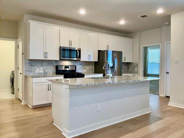 2500 FOREST CREEK DR 702, Round Rock, TX 78664