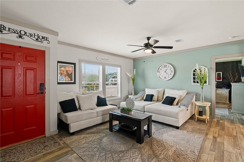 260 Allen M Parks Dr, Rockport, TX 78382 — photo 4