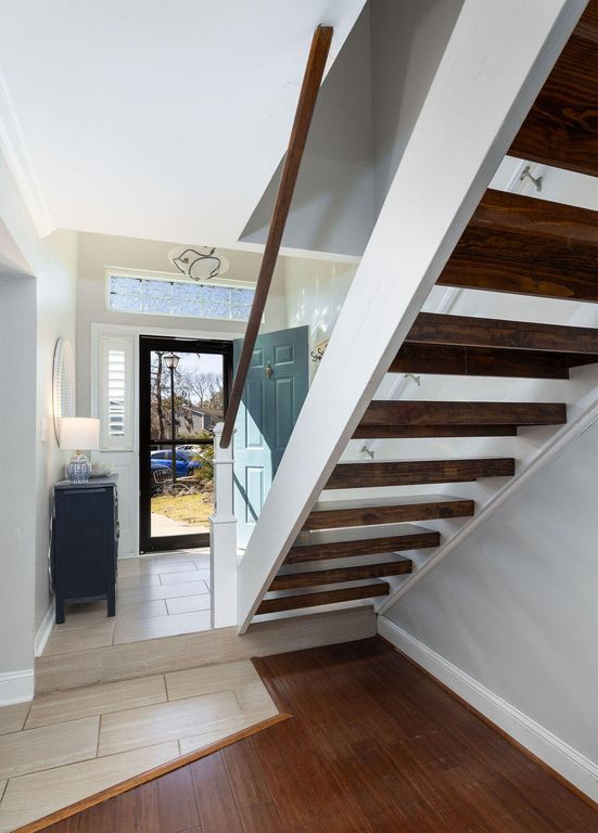 Image 17 of property listing at 1716 Villa Maison, Mount Pleasant, SC 29464