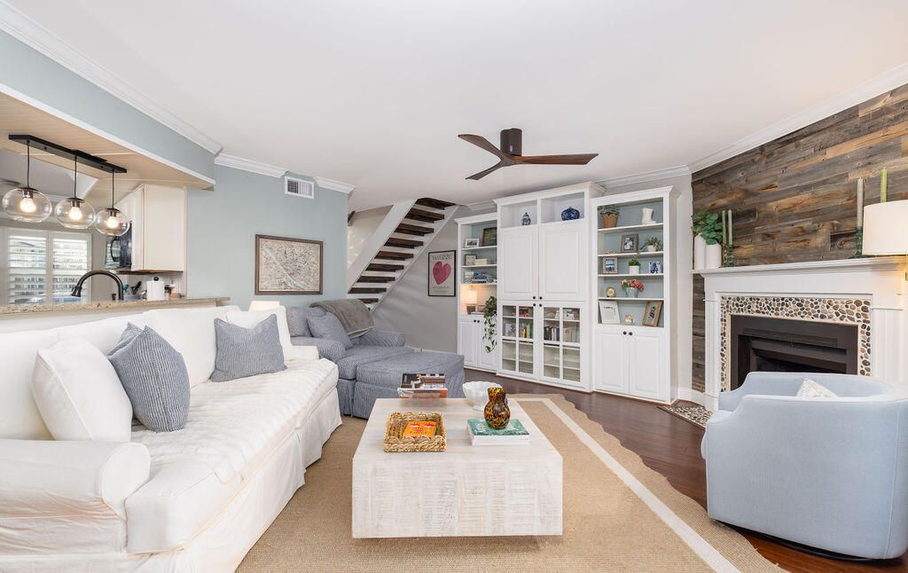 Image 2 of property listing at 1716 Villa Maison, Mount Pleasant, SC 29464