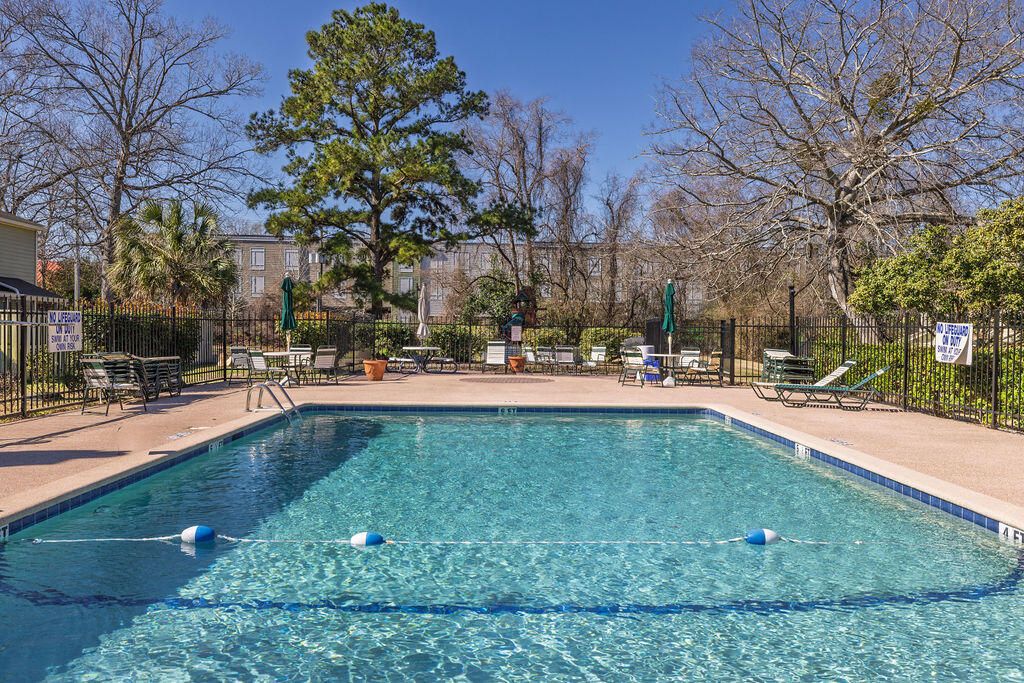 Image 35 of property listing at 1716 Villa Maison, Mount Pleasant, SC 29464