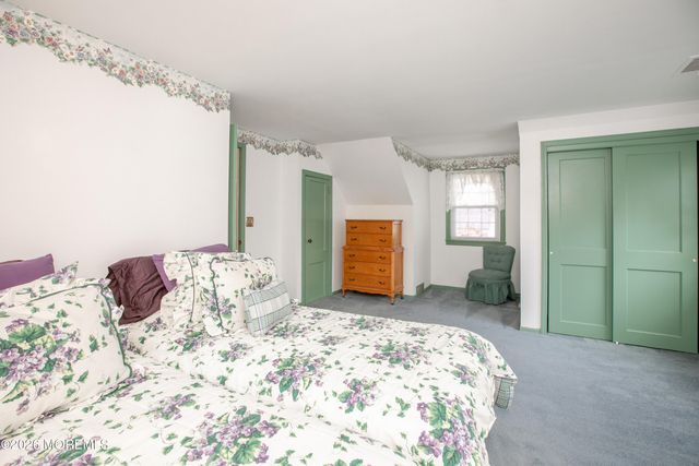 75 Lakeview Drive, Allentown, NJ 08501