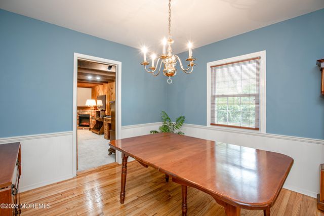 75 Lakeview Drive, Allentown, NJ 08501