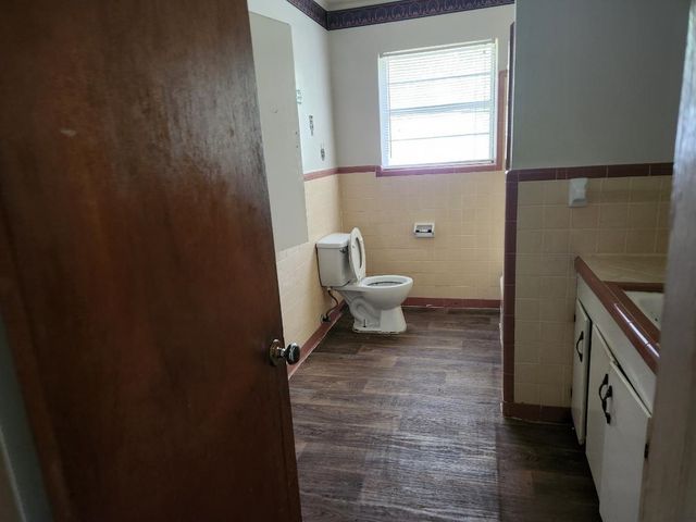 205 E Fairlane Dr, Longview, TX 75604