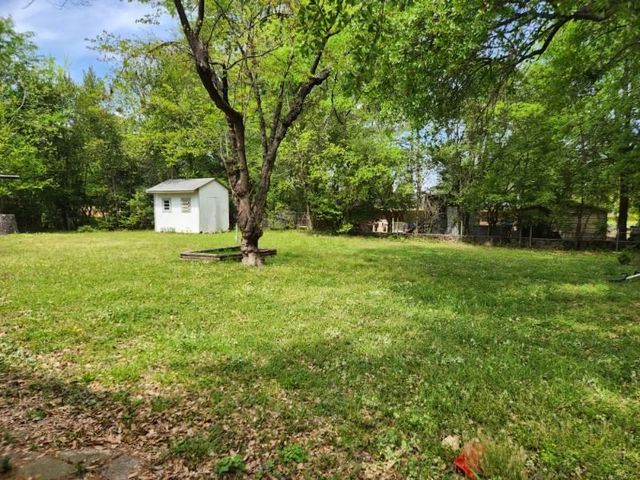 205 E Fairlane Dr, Longview, TX 75604