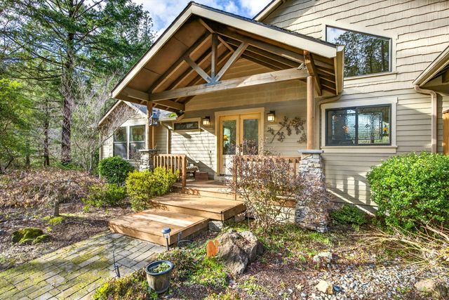 565 Greens Creek Road, Grants Pass, OR 97527