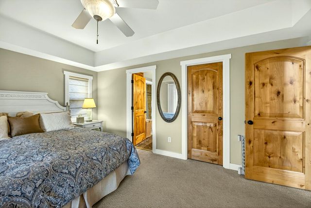 565 Greens Creek Road, Grants Pass, OR 97527