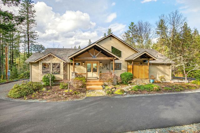 565 Greens Creek Road, Grants Pass, OR 97527