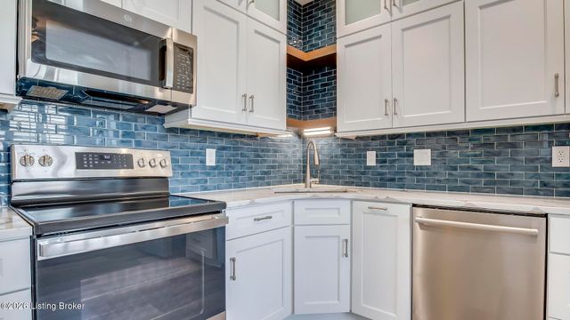 5139 Withorn Square, Louisville, KY 40241