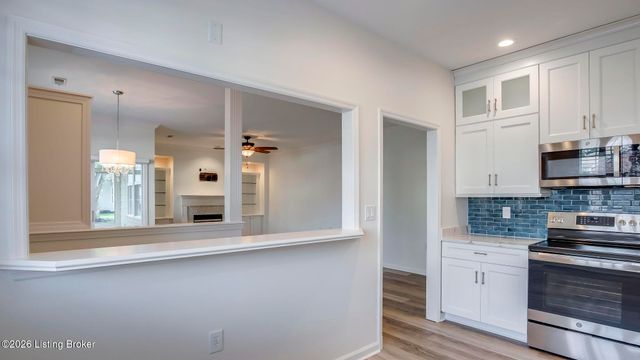 5139 Withorn Square, Louisville, KY 40241