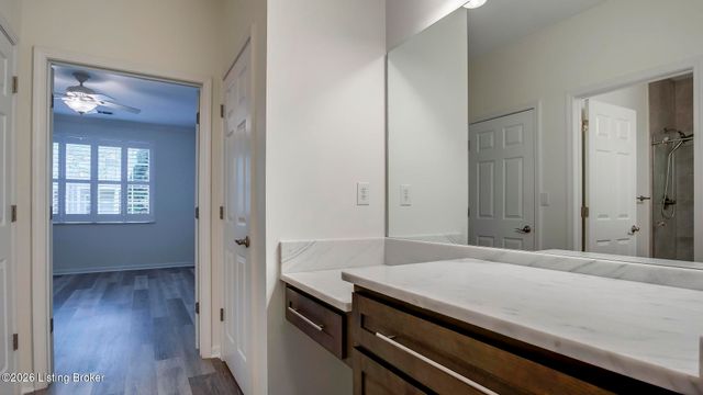 5139 Withorn Square, Louisville, KY 40241