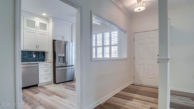 5139 Withorn Square, Louisville, KY 40241