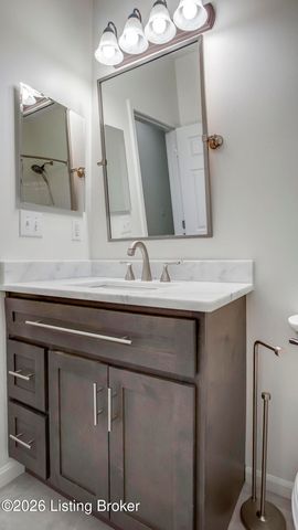 5139 Withorn Square, Louisville, KY 40241