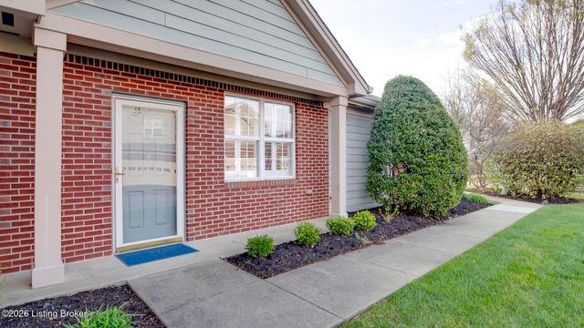 5139 Withorn Square, Louisville, KY 40241