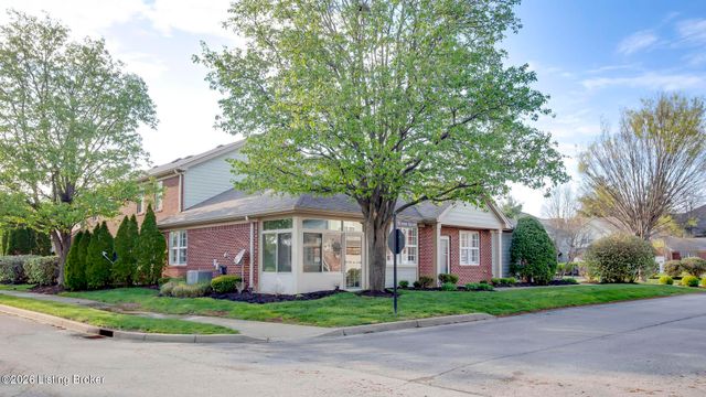 5139 Withorn Square, Louisville, KY 40241