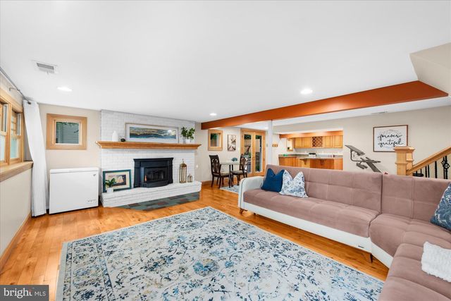 118 CORNWALL DR, Chalfont, PA 18914