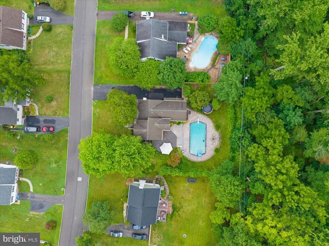 118 CORNWALL DR, Chalfont, PA 18914