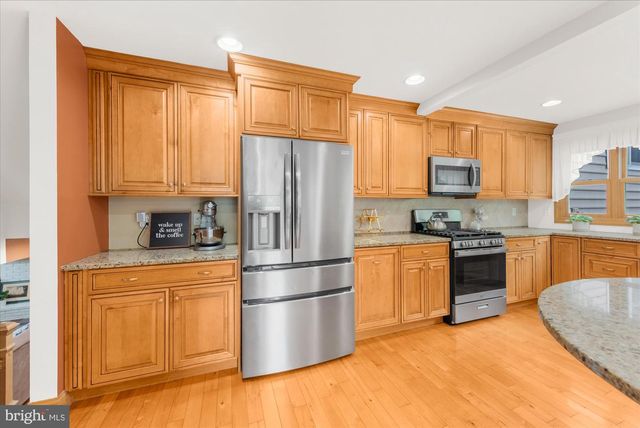 118 CORNWALL DR, Chalfont, PA 18914