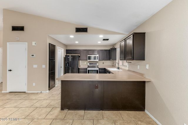 13304 W PORT AU PRINCE Lane, Surprise, AZ 85379