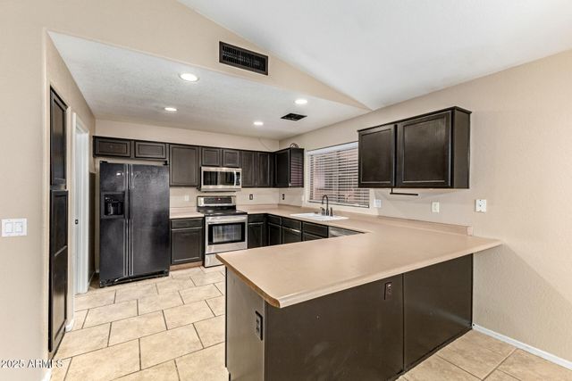 13304 W PORT AU PRINCE Lane, Surprise, AZ 85379
