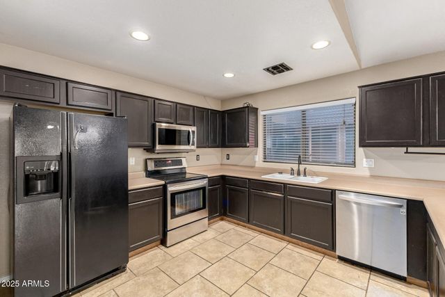 13304 W PORT AU PRINCE Lane, Surprise, AZ 85379