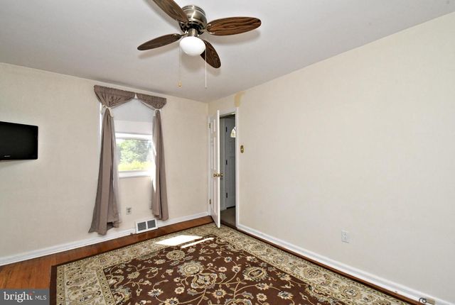 610 TOPSFIELD RD, Hatboro, PA 19040
