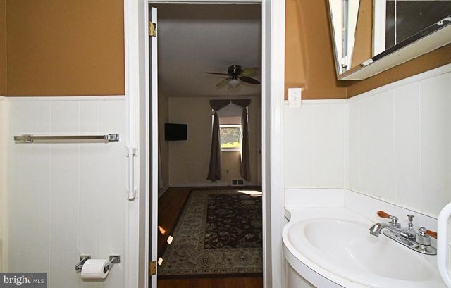 610 TOPSFIELD RD, Hatboro, PA 19040