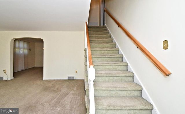 610 TOPSFIELD RD, Hatboro, PA 19040
