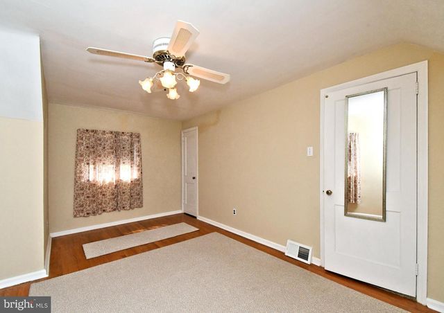 610 TOPSFIELD RD, Hatboro, PA 19040