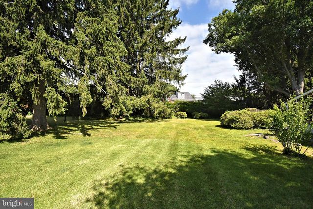 610 TOPSFIELD RD, Hatboro, PA 19040