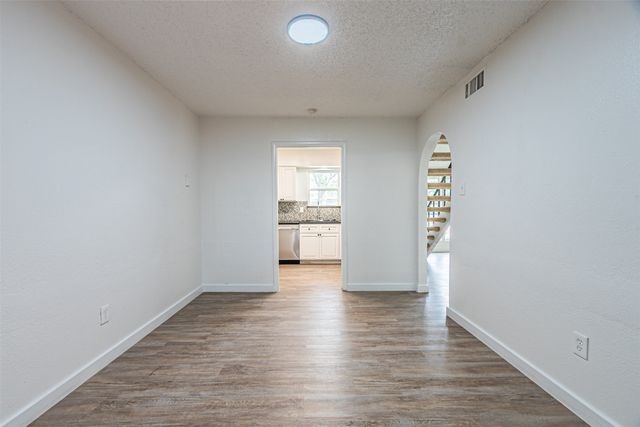 2008 Clubridge Drive, Carrollton, TX 75006