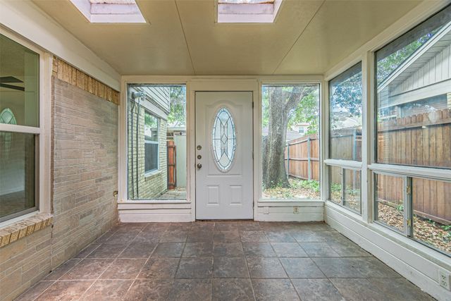 2008 Clubridge Drive, Carrollton, TX 75006