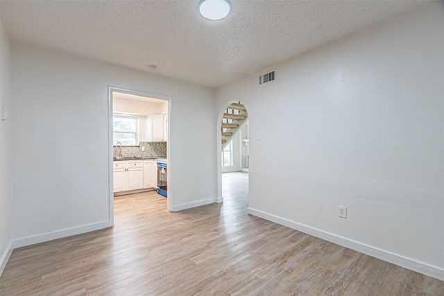 2008 Clubridge Drive, Carrollton, TX 75006