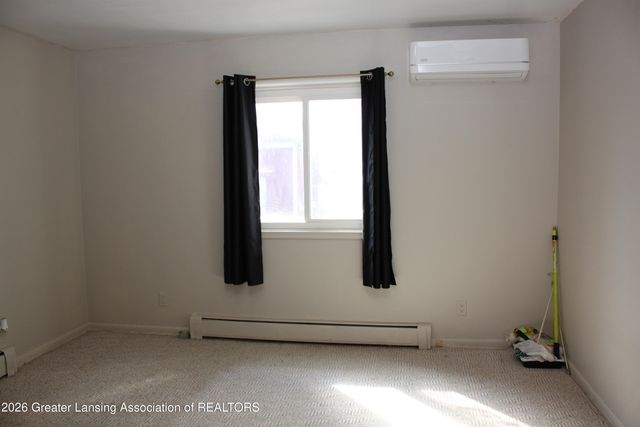 5800 N Williamston Road, Williamston, MI 48895