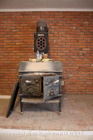 5800 N Williamston Road, Williamston, MI 48895