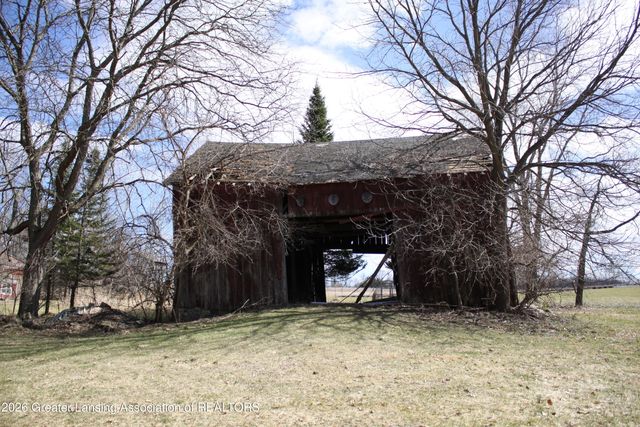 5800 N Williamston Road, Williamston, MI 48895